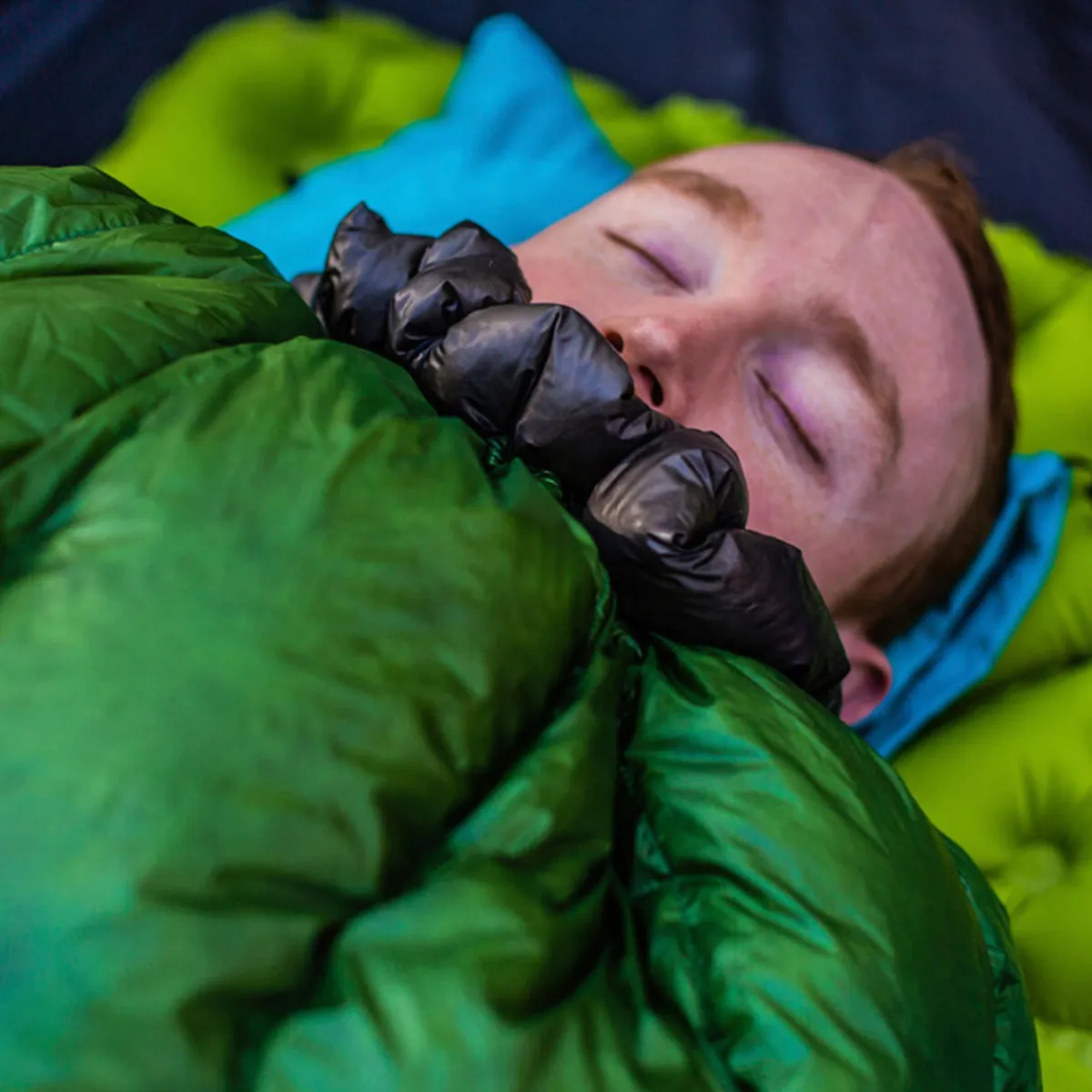 Enlightened Equipment Enigma 850FP 10F Down Quilt with Draft Collar