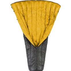 Enlightened Equipment Enigma 950FP 30F Down Quilt with Draft Collar