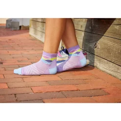 Women Darn Tough Womens Run 1/4 Socks
